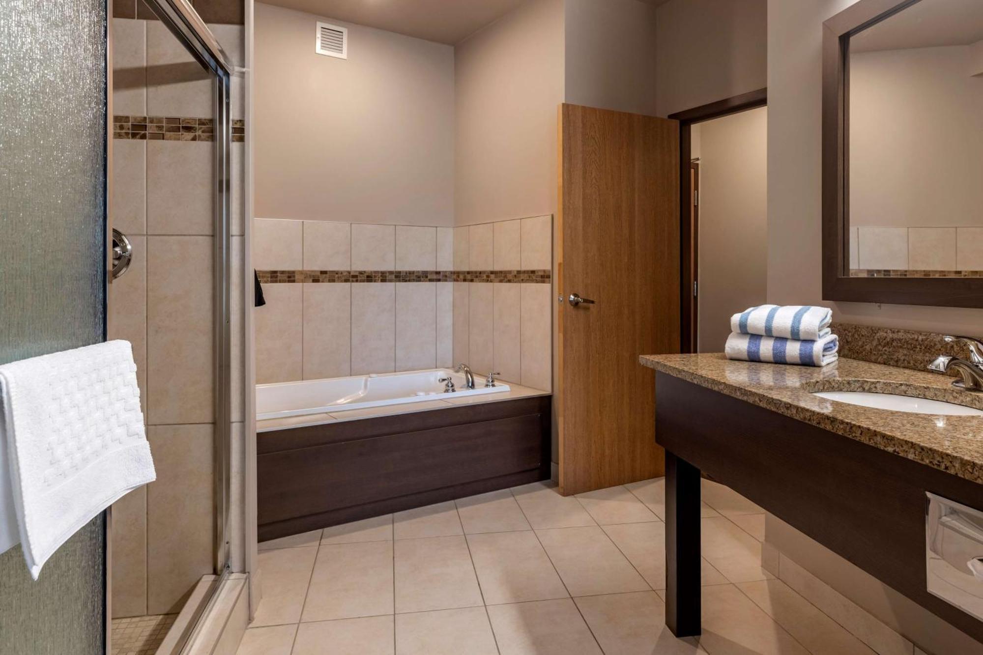 Western & Convention Centre 4* Bridgewater